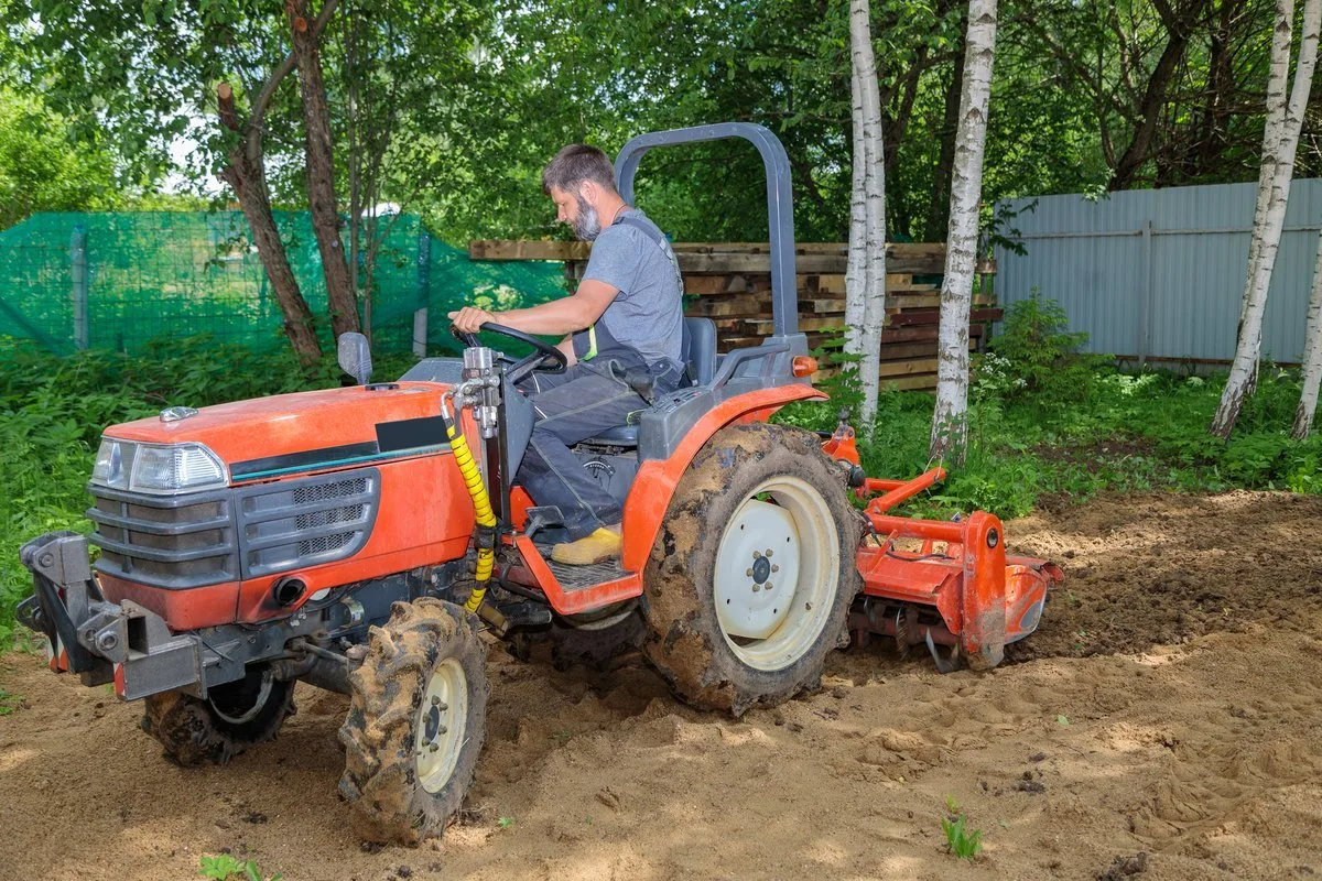 Tractormaaiers